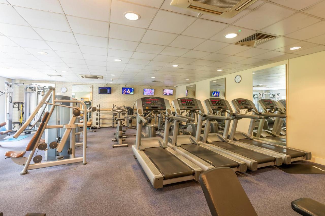 Holiday Inn Guildford By Ihg Exteriér fotografie