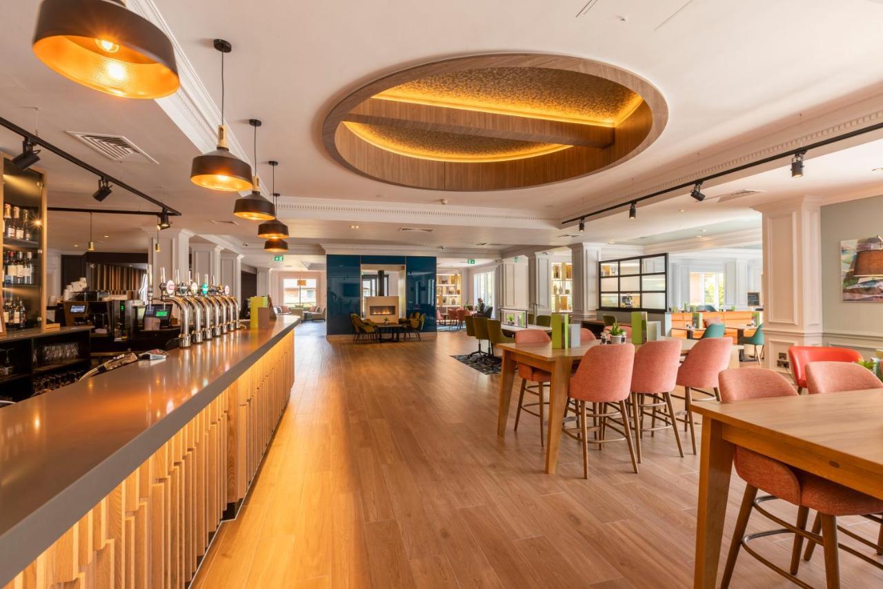Holiday Inn Guildford By Ihg Exteriér fotografie