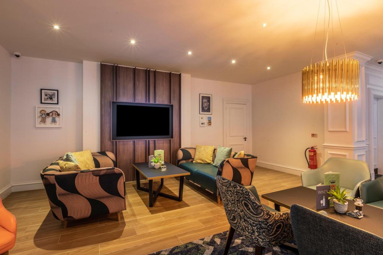 Holiday Inn Guildford By Ihg Exteriér fotografie