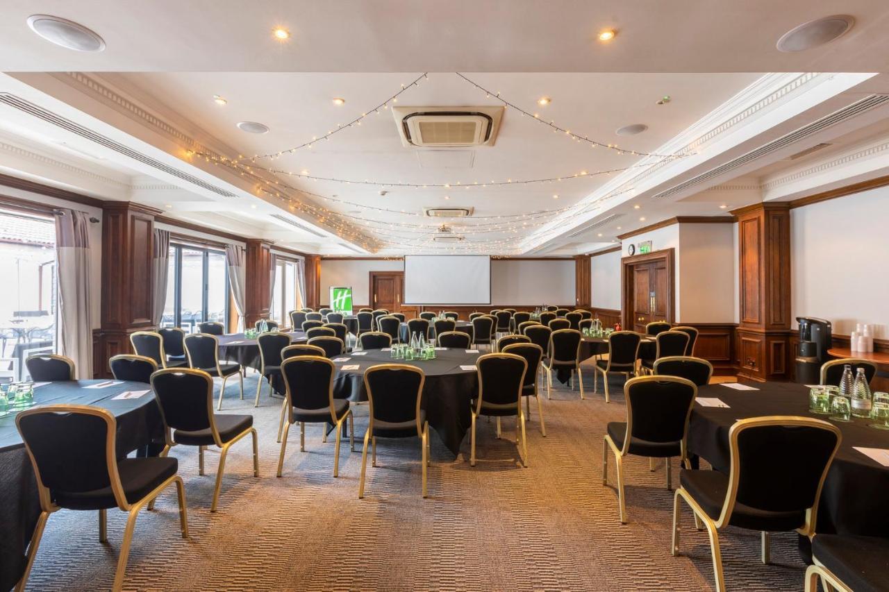 Holiday Inn Guildford By Ihg Exteriér fotografie