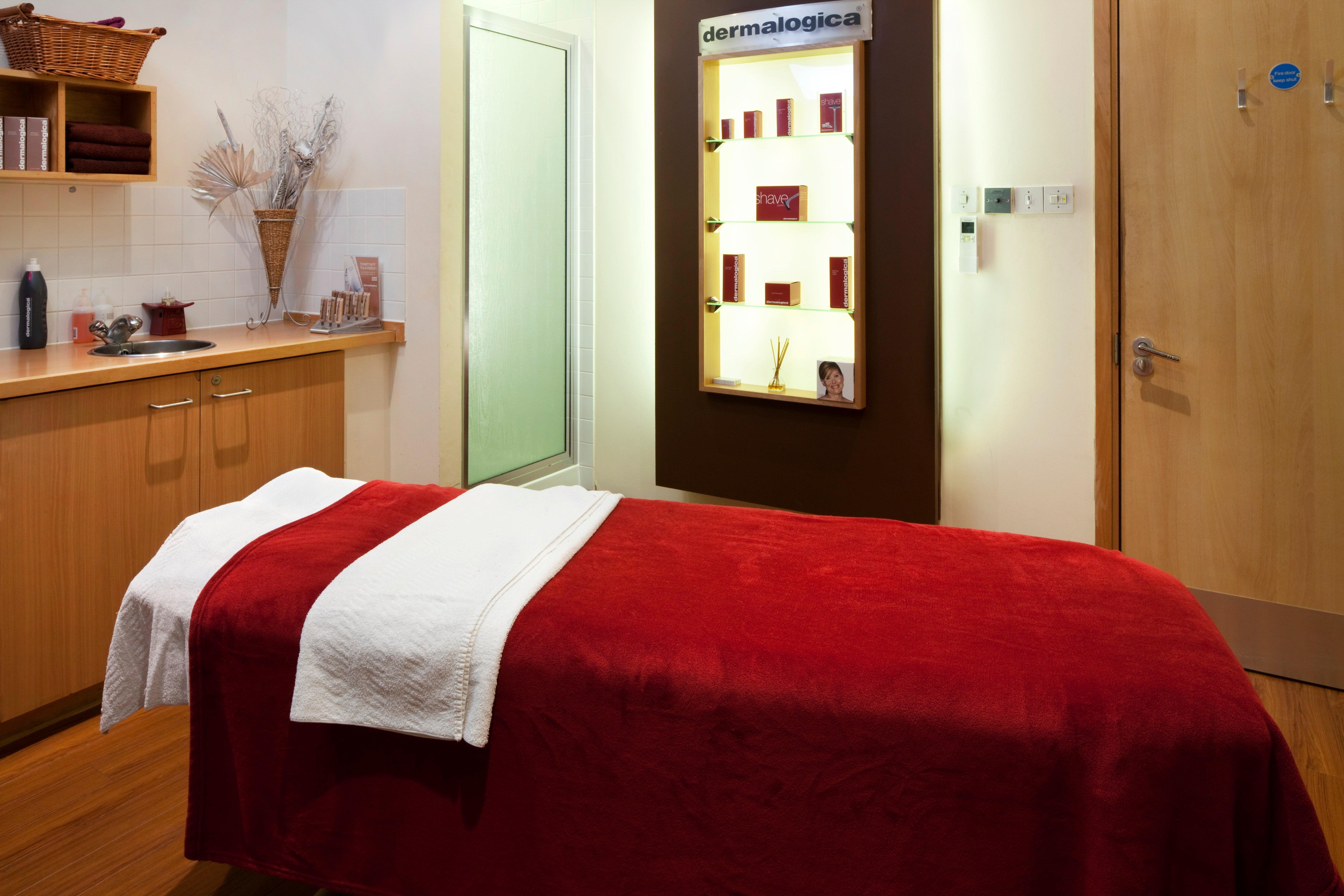 Holiday Inn Guildford By Ihg Exteriér fotografie
