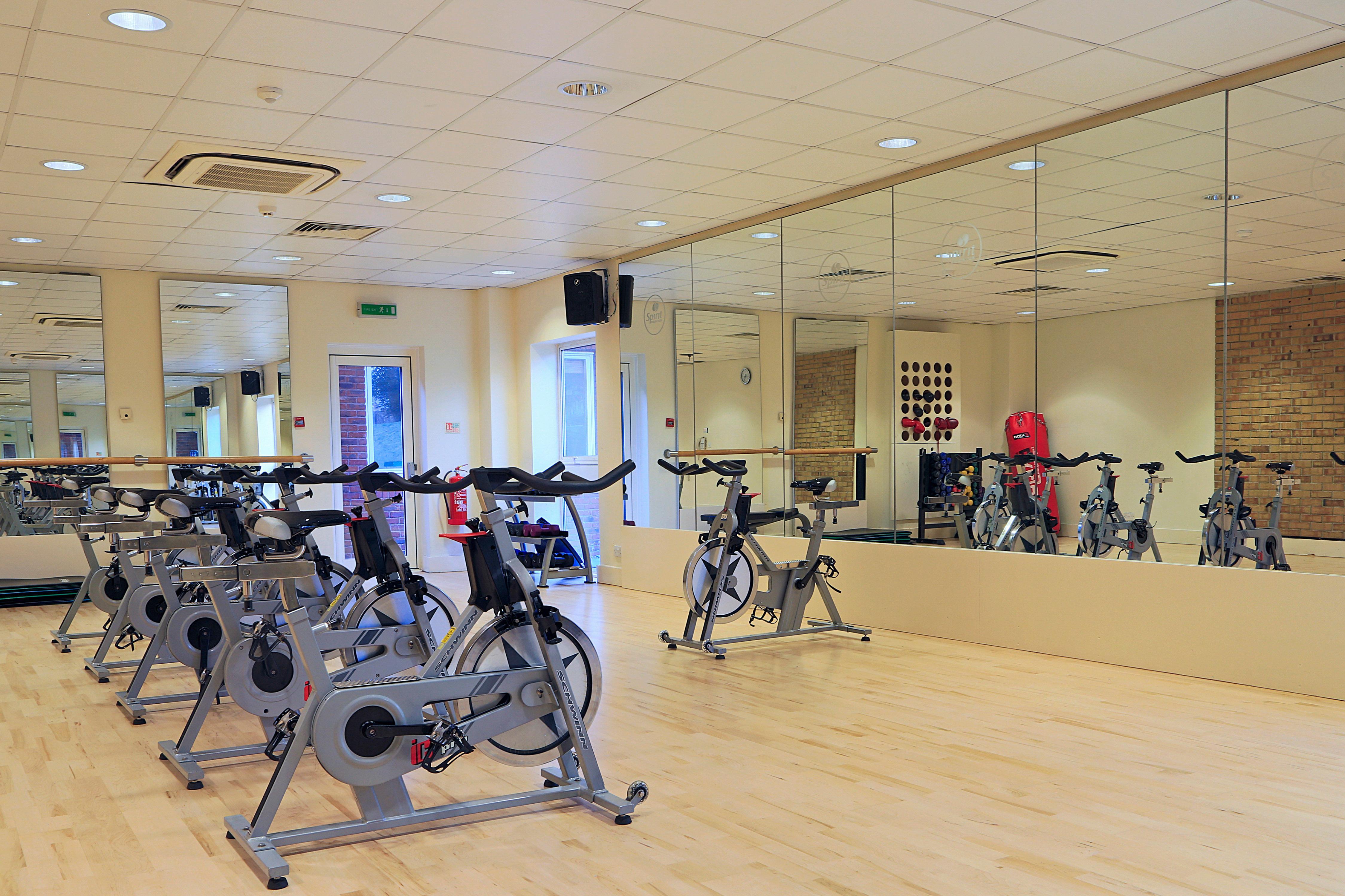 Holiday Inn Guildford By Ihg Exteriér fotografie