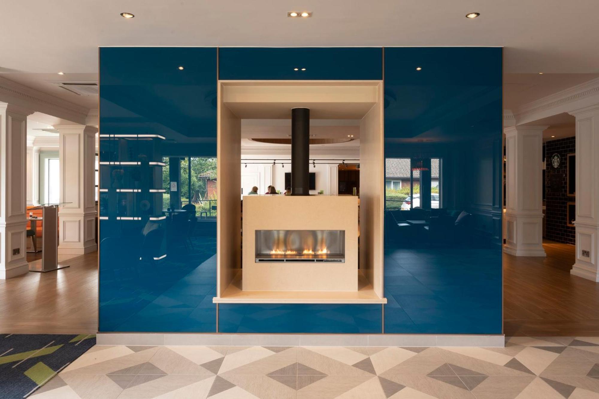 Holiday Inn Guildford By Ihg Exteriér fotografie